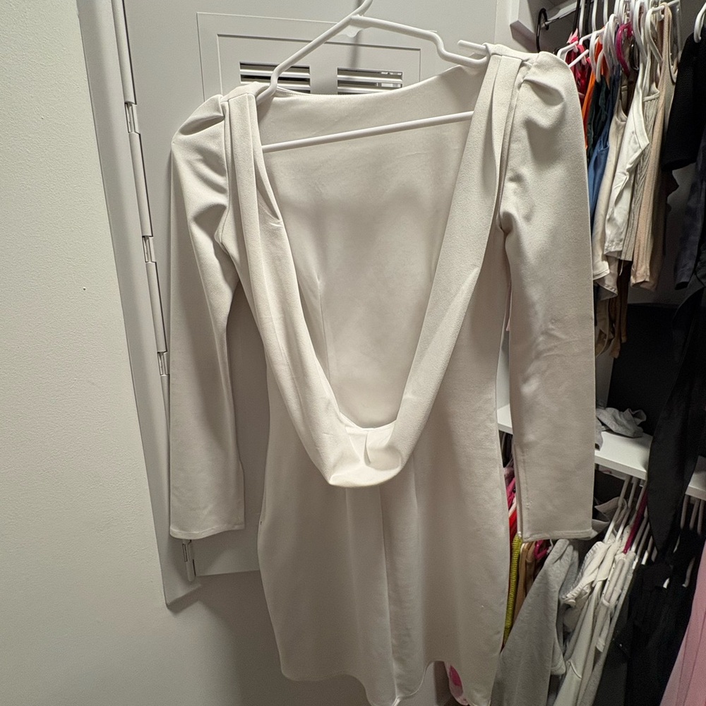 REVOLVE Chic White Backless Dress - Picture 3 of 4